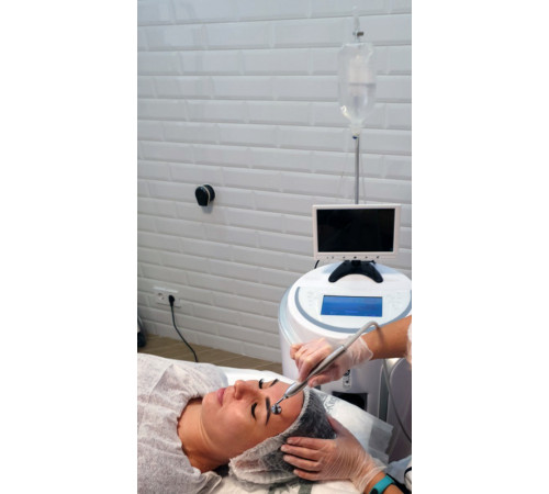 Аппарат газожидкостного пилинга и кислородотерапии 8 в 1 "Октет"СН-544 v8